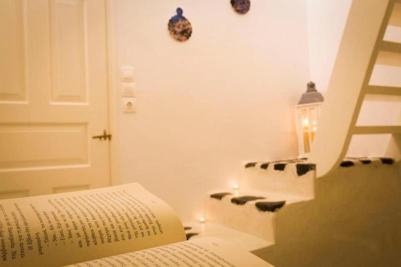 Linos Suites Emporio  Buitenkant foto